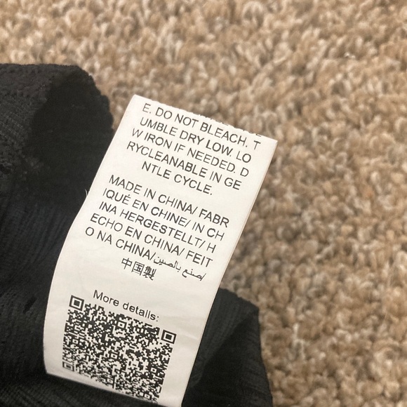 SHEIN Black Short Sleeve Women's lacy Tee NWOT - Picture 3 of 5